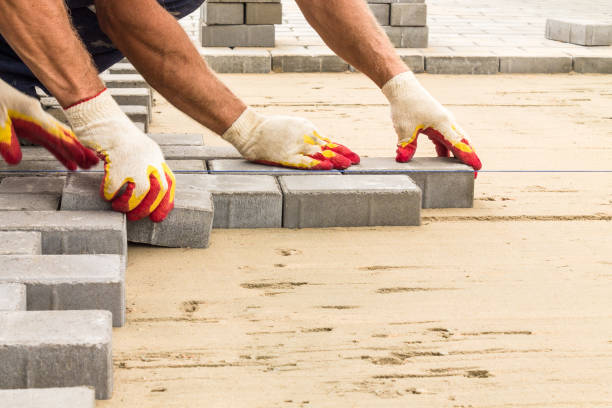 Best Local Driveway Pavers  in Bernie, MO